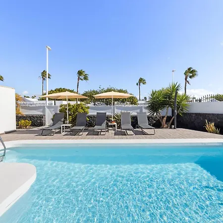 Villa Casa Alegranza 1a 2 By Escape *