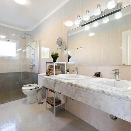 Casa Alegranza 1a 2 By Escape Villa Puerto del Carmen (Lanzarote)